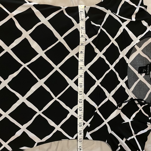 Women dress - Picture 5 of 7